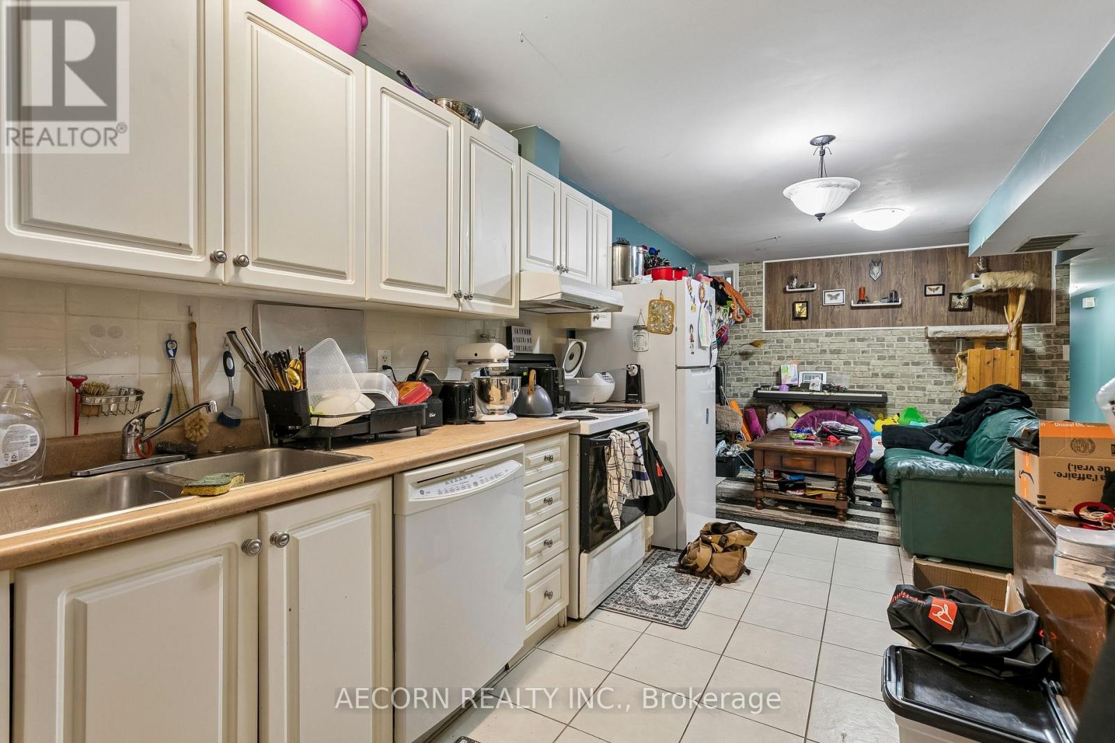 2035-2039 Danforth Avenue, Toronto, Ontario  M4C 1J8 - Photo 23 - E13886194