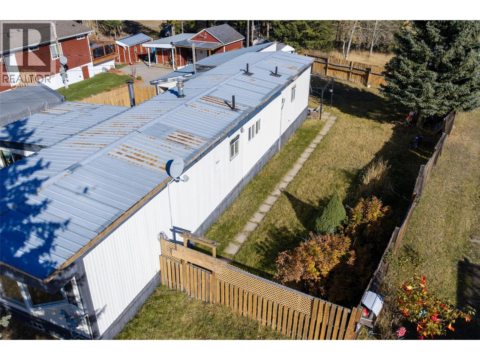 1555 Newgate Crescent Crescent, Elkford, British Columbia  V0B 1H0 - Photo 24 - 10404054