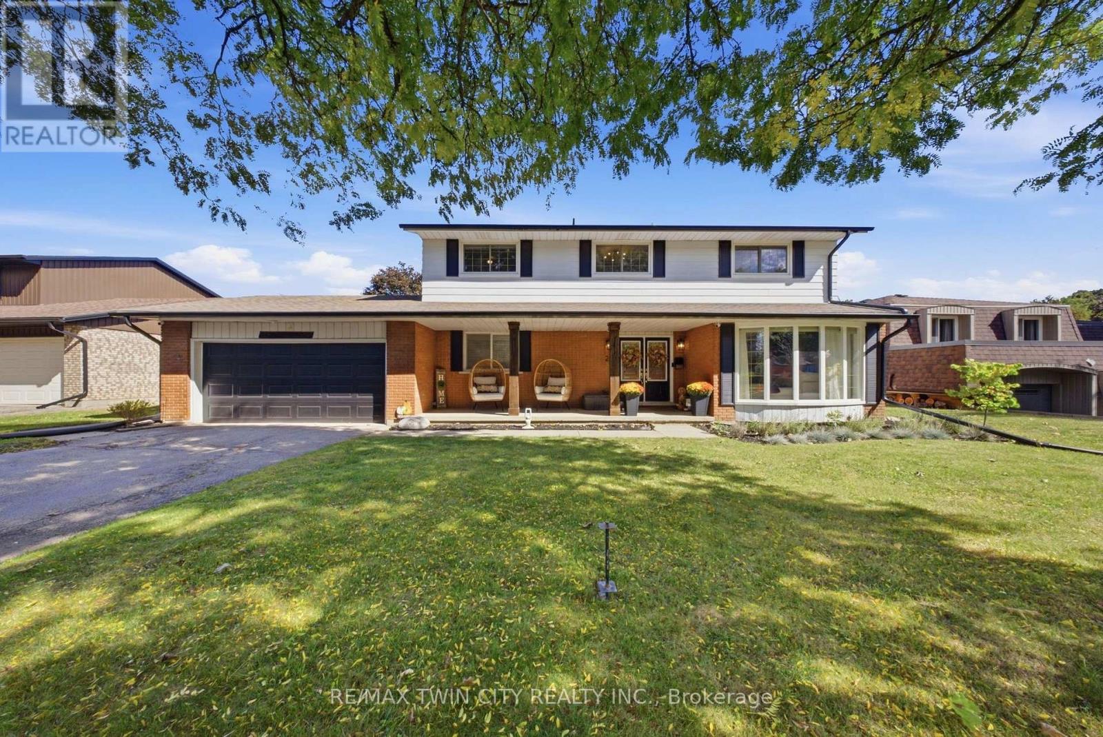 25 Cedarland Drive, Brantford, Ontario N3R 6G9 - Photo 2 - X13884482