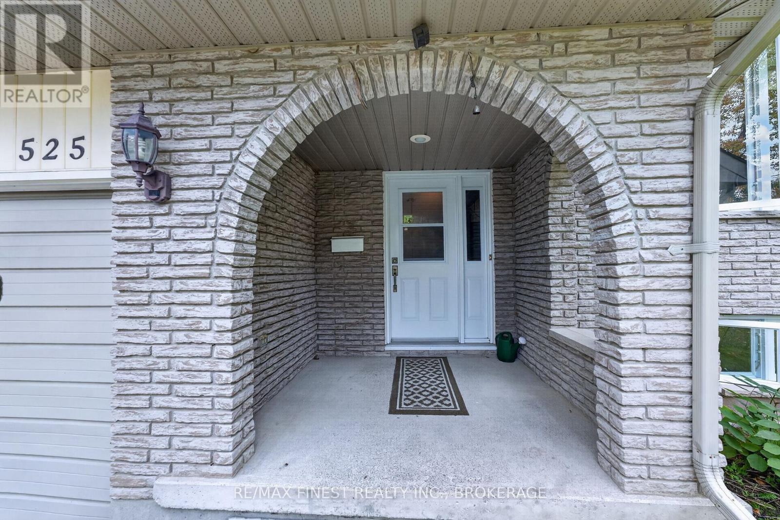 525 Whites Road, Quinte West, Ontario  K8V 5P8 - Photo 2 - X14115992