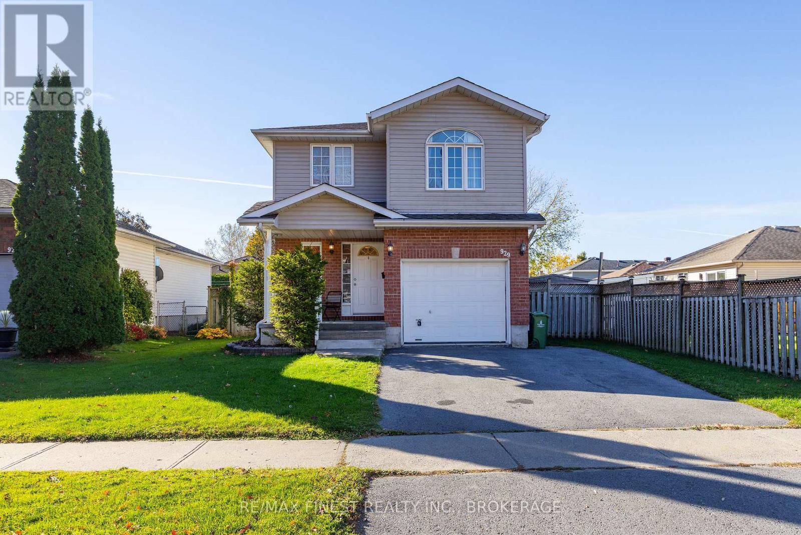 929 Lombardy Street, Kingston, Ontario  K7M 9C2 - Photo 2 - X14116122