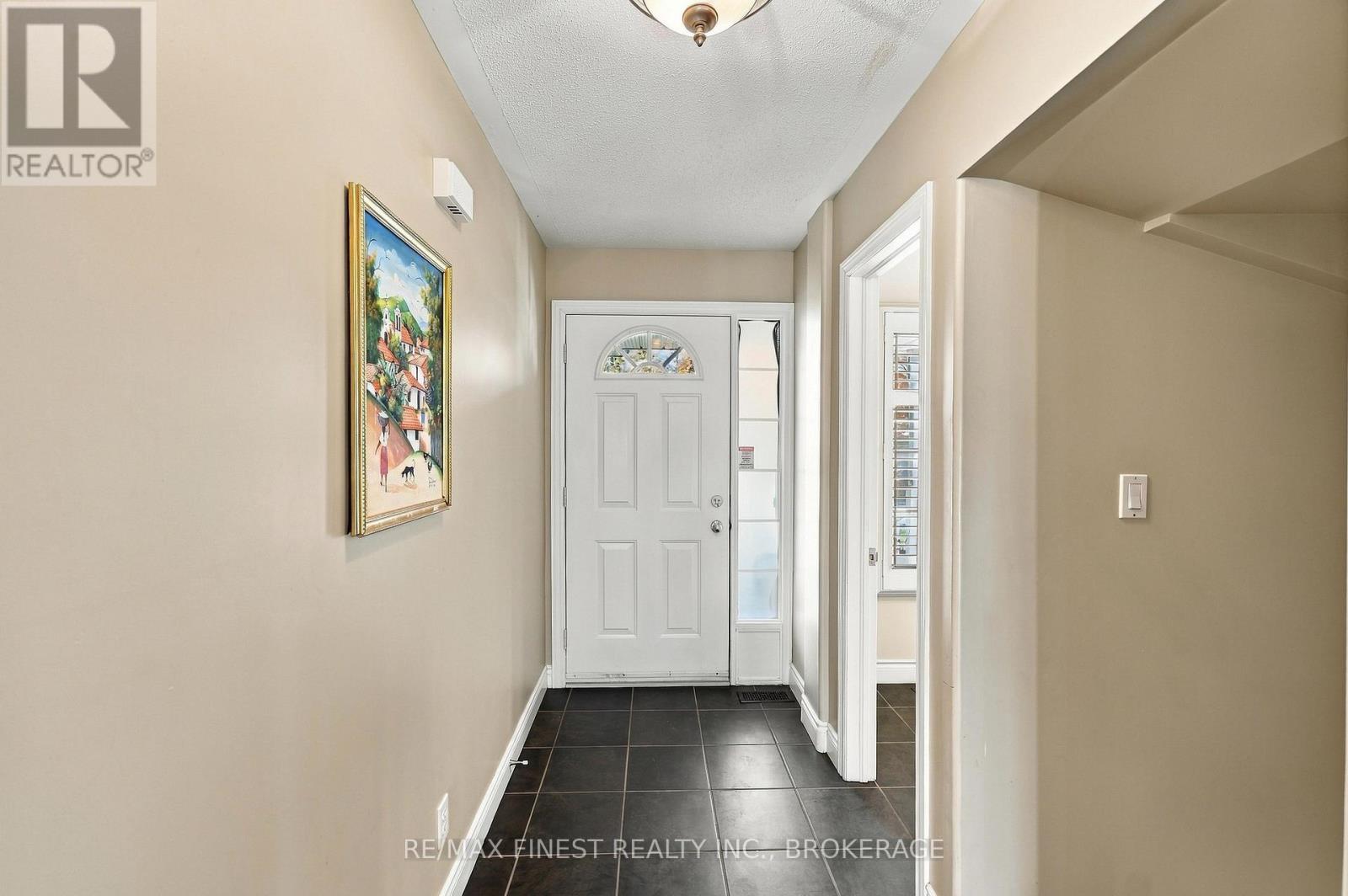 929 Lombardy Street, Kingston, Ontario  K7M 9C2 - Photo 9 - X14116122