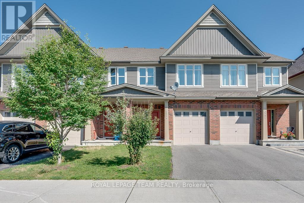 324 FERGUS CRESCENT, Ottawa, Ontario