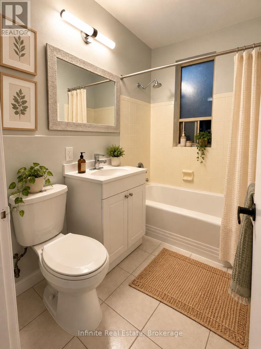 309 - 896 Eglinton Avenue E, Toronto, Ontario  M4G 2L2 - Photo 3 - C14115934