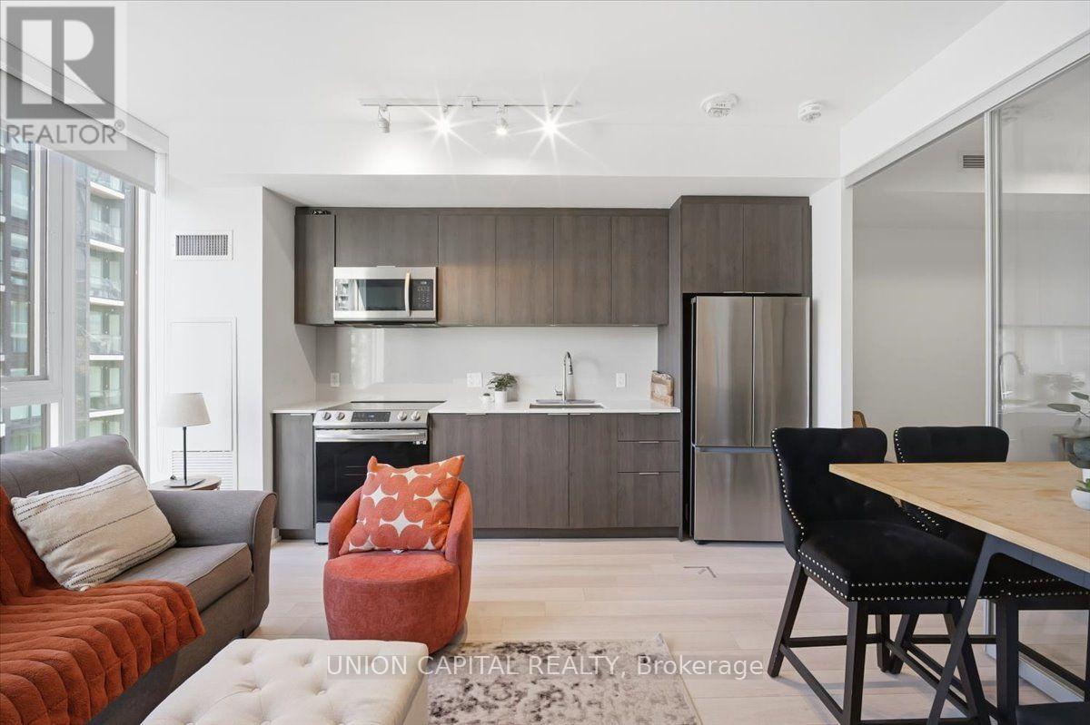 3507 - 357 King Street W, Toronto, Ontario  M5V 0S7 - Photo 2 - C14115938
