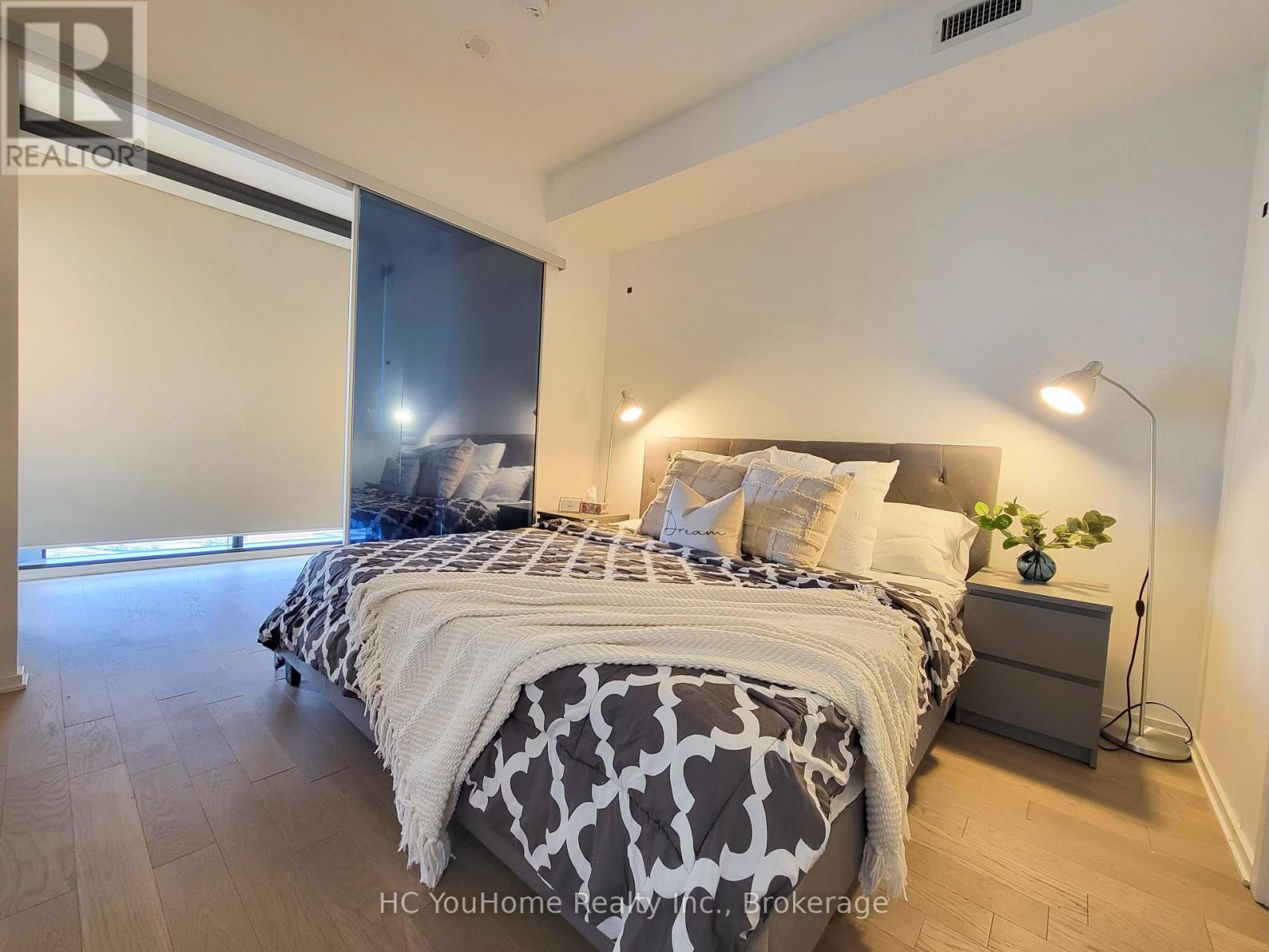 1805 - 16 Bonnycastle Street, Toronto, Ontario  M5A 0C9 - Photo 9 - C14116020