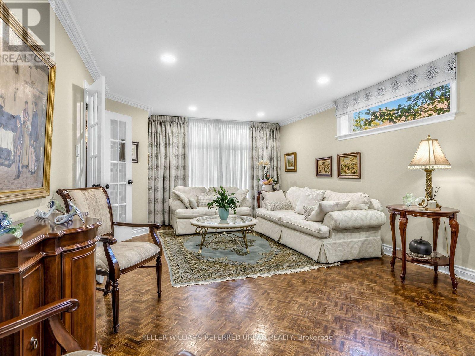 49 Invermay Avenue, Toronto, Ontario  M3H 1Z1 - Photo 7 - C14116028