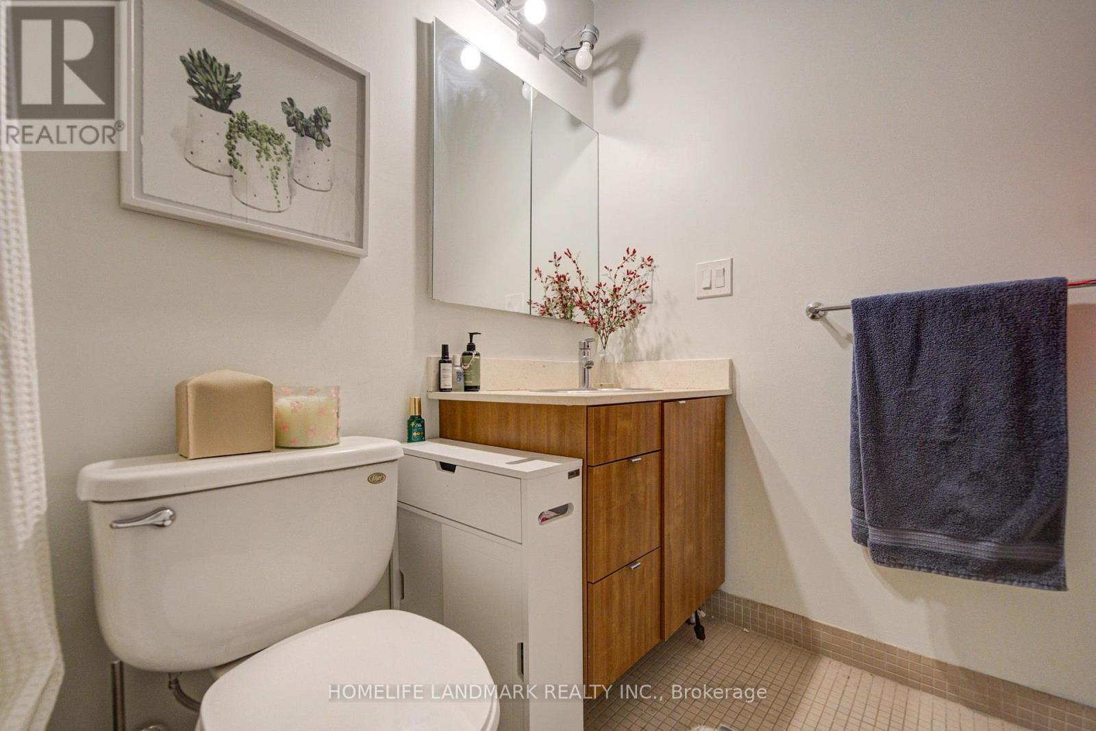 604 - 33 Lombard Street, Toronto, Ontario  M5C 3H8 - Photo 17 - C14116104