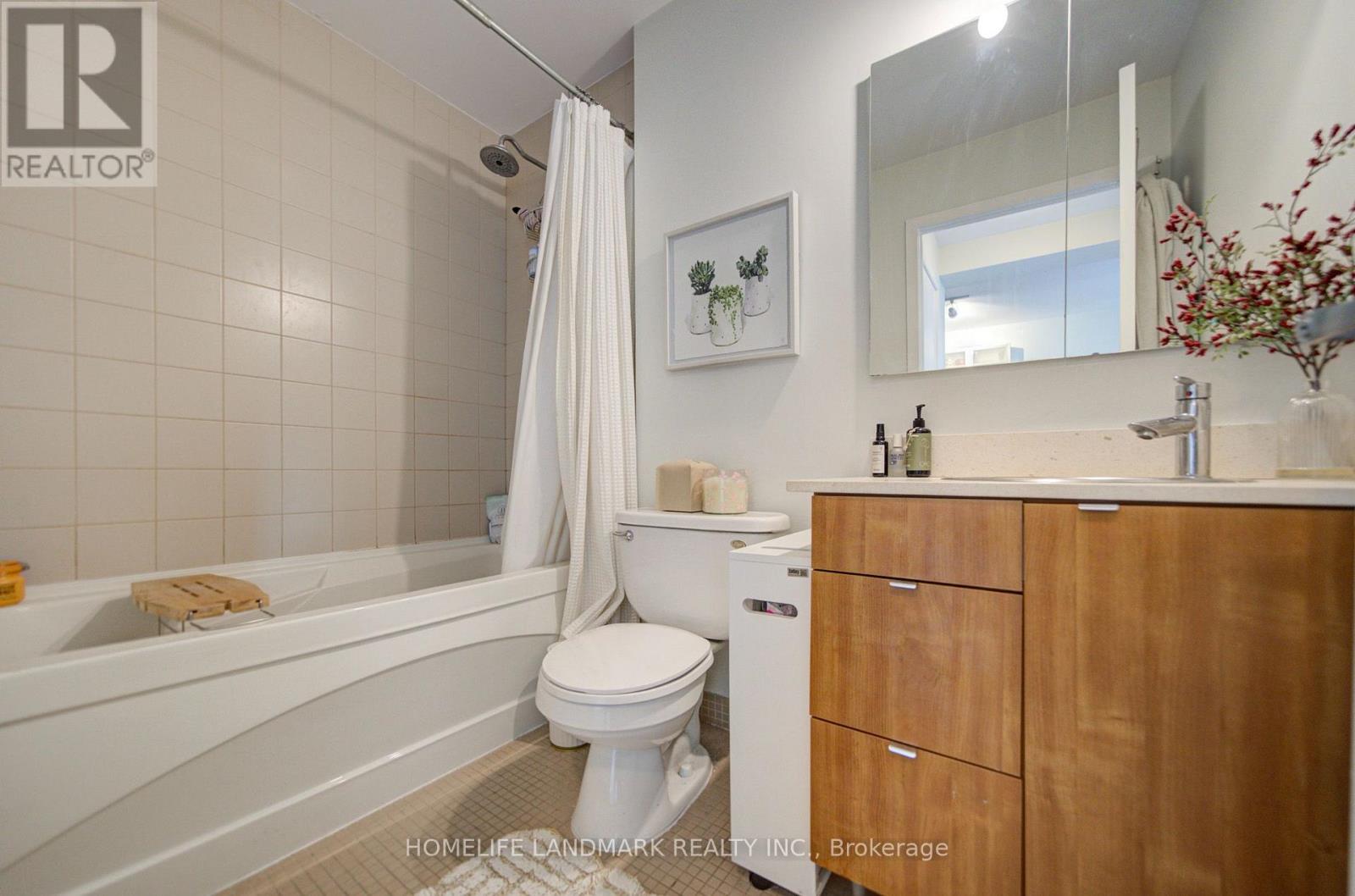 604 - 33 Lombard Street, Toronto, Ontario  M5C 3H8 - Photo 18 - C14116104