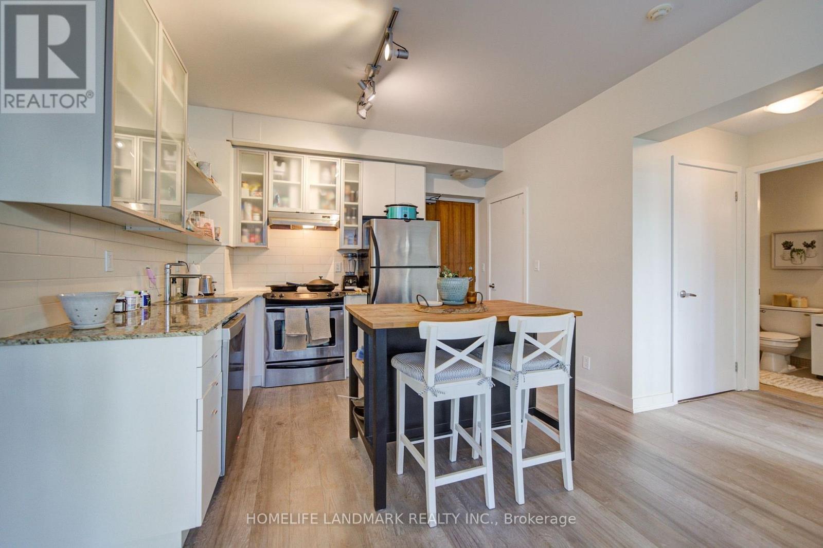 604 - 33 Lombard Street, Toronto, Ontario  M5C 3H8 - Photo 6 - C14116104
