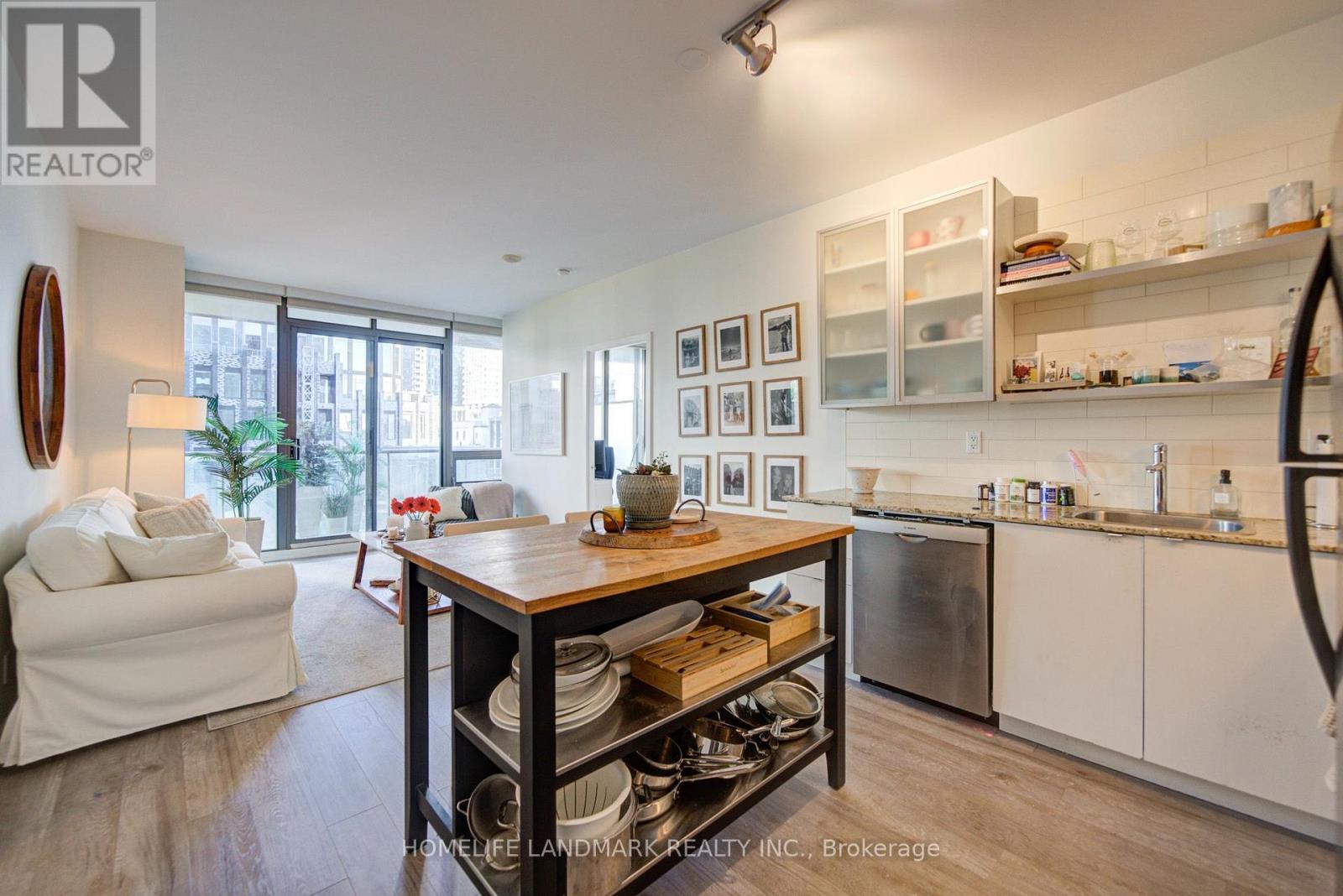 604 - 33 Lombard Street, Toronto, Ontario  M5C 3H8 - Photo 8 - C14116104