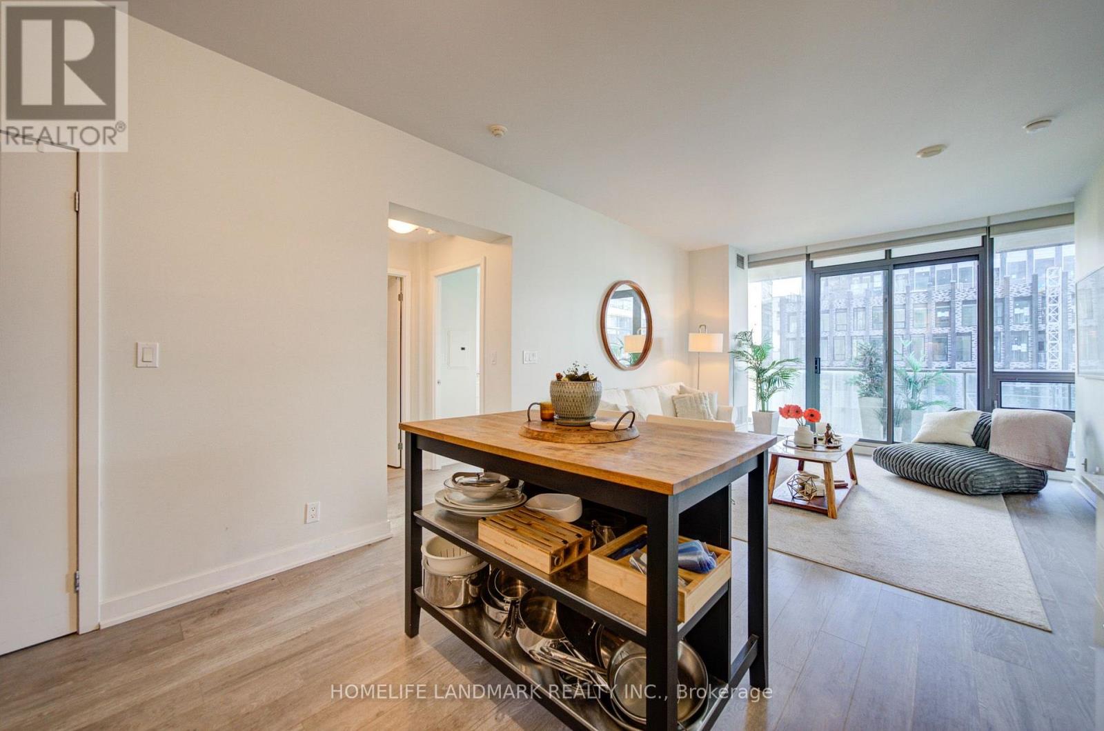 604 - 33 Lombard Street, Toronto, Ontario  M5C 3H8 - Photo 9 - C14116104