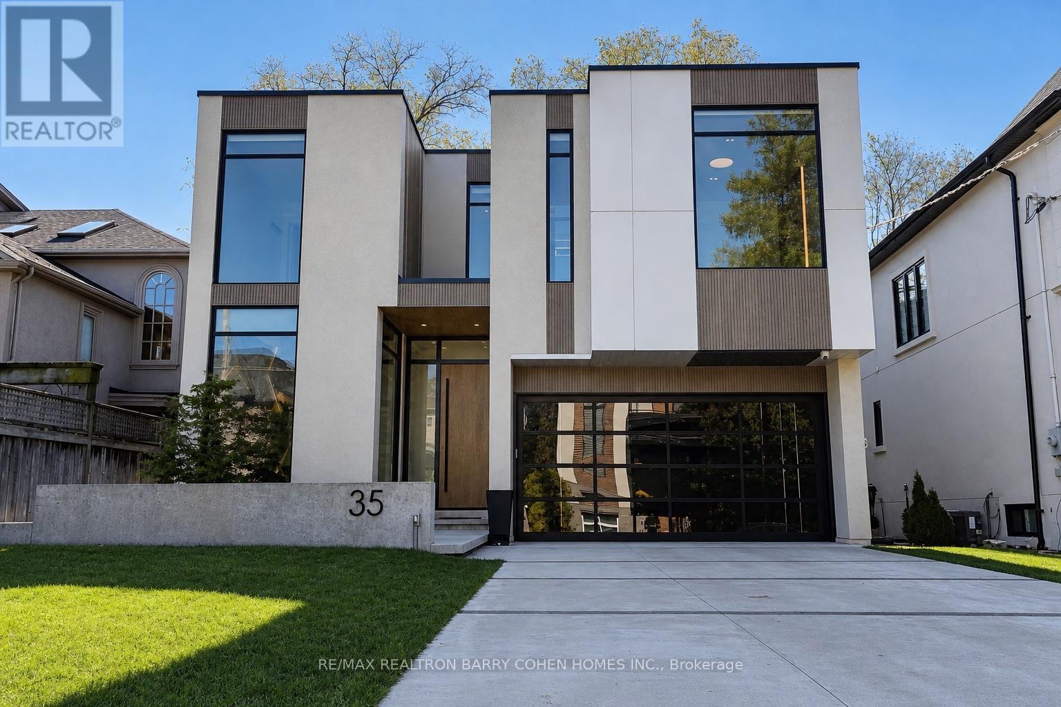 35 Felbrigg Avenue, Toronto, Ontario  M5M 2L8 - Photo 2 - C14116146