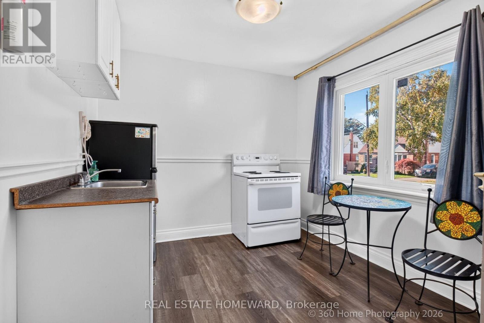 65 Natal Avenue, Toronto, Ontario  M1N 3V5 - Photo 5 - E14115948
