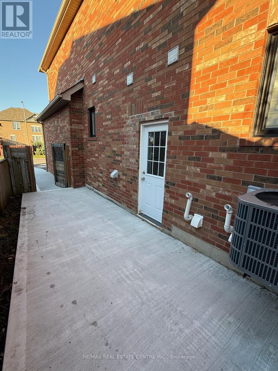 Bsmt - 155 Waller Street, Whitby, Ontario  L1R 2P7 - Photo 21 - E14115984