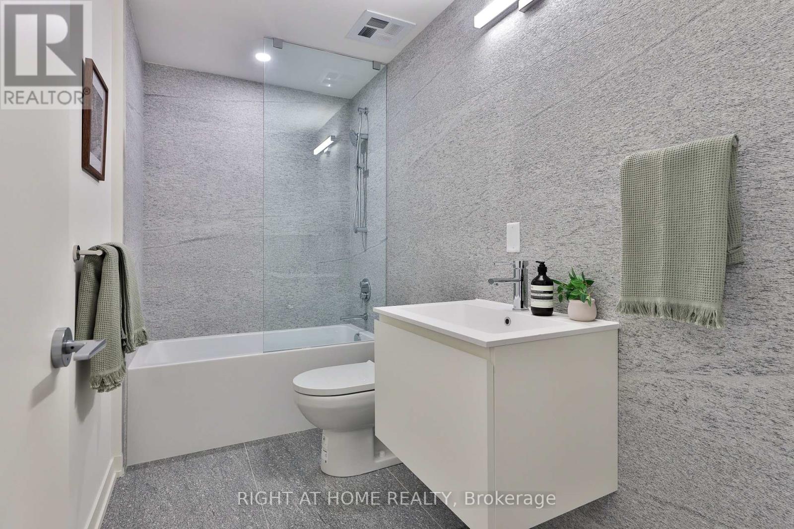 405 - 761 Queen Street E, Toronto (South Riverdale), Ontario  M4M 1H3 - Photo 12 - E14116046