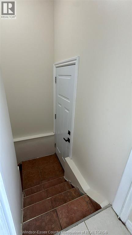 643 Hildegarde, Windsor, Ontario  N8X 2Z7 - Photo 14 - 26026192