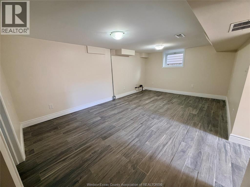 643 Hildegarde, Windsor, Ontario  N8X 2Z7 - Photo 19 - 26026192