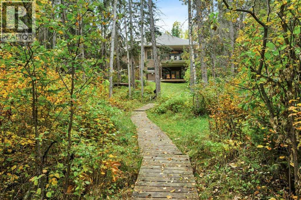 64, 39200 Range Road 282