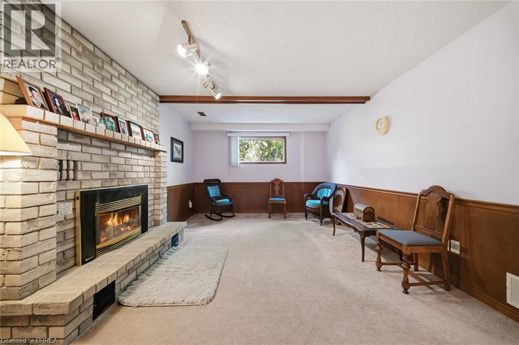 12 Spartan Drive, Brantford, Ontario  N3R 6C7 - Photo 17 - 40872812