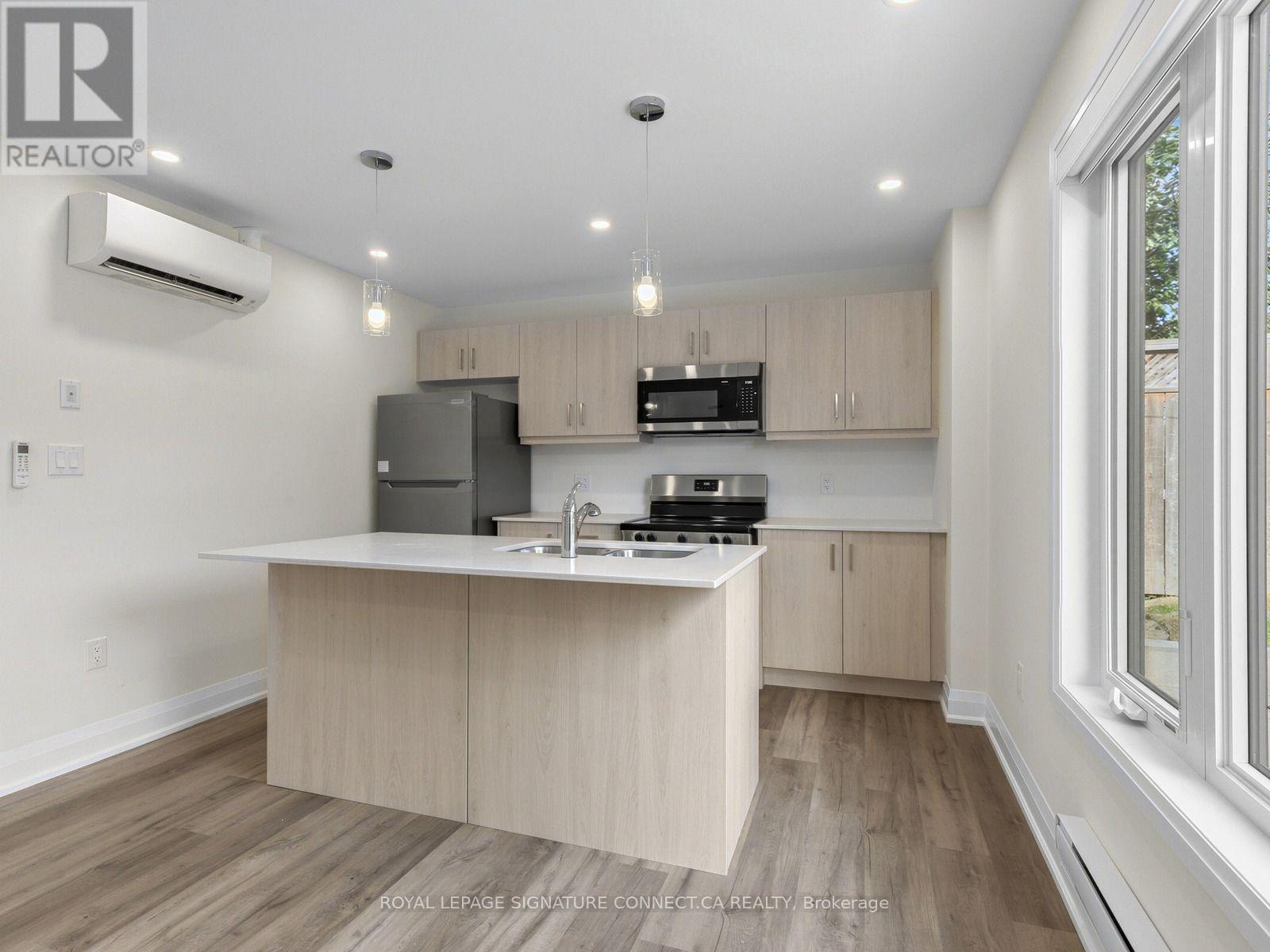 Gsuite - 30 Snider Avenue, Toronto, Ontario  M6E 4R9 - Photo 7 - W14115974