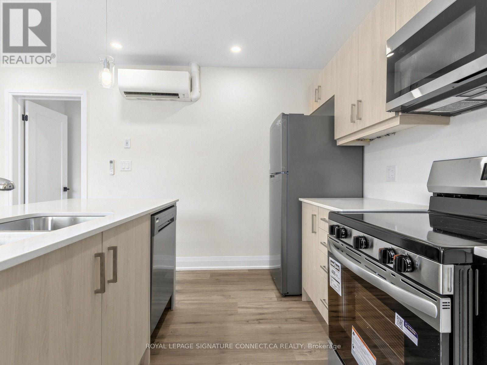 Gsuite - 30 Snider Avenue, Toronto, Ontario  M6E 4R9 - Photo 9 - W14115974