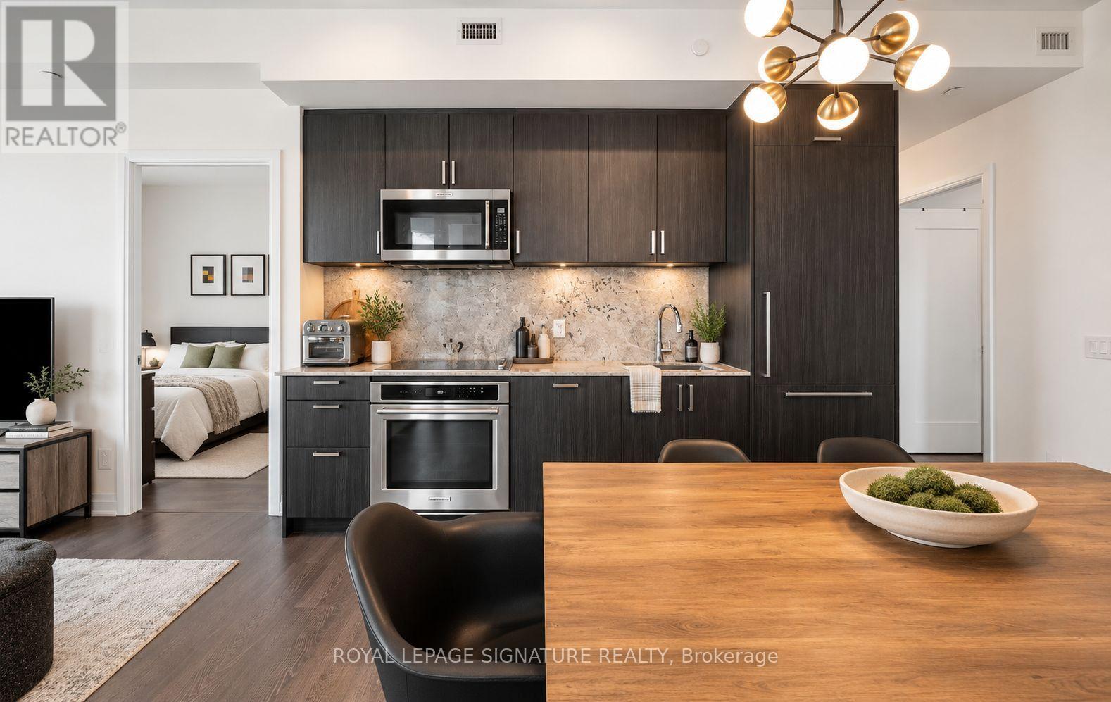526 - 280 Howland Avenue, Toronto, Ontario  M5R 0C3 - Photo 2 - C14018972