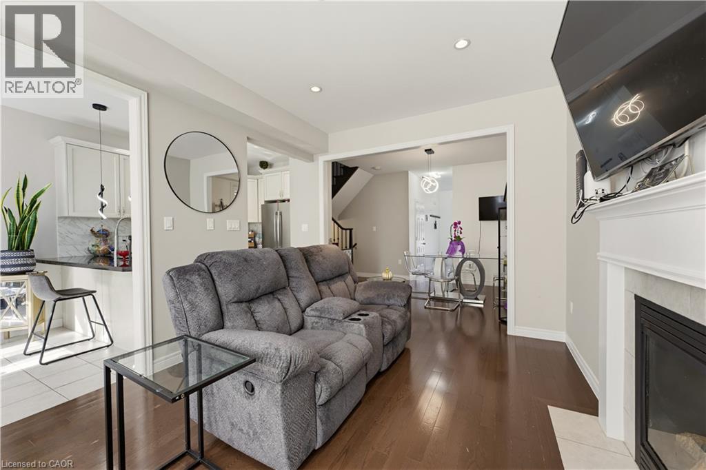 58 Summerberry Way, Hamilton, Ontario  L9B 0G2 - Photo 13 - 40873905