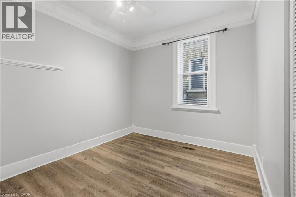 100 Queen Street W, Cambridge, Ontario  N3C 1G3 - Photo 16 - 40872185
