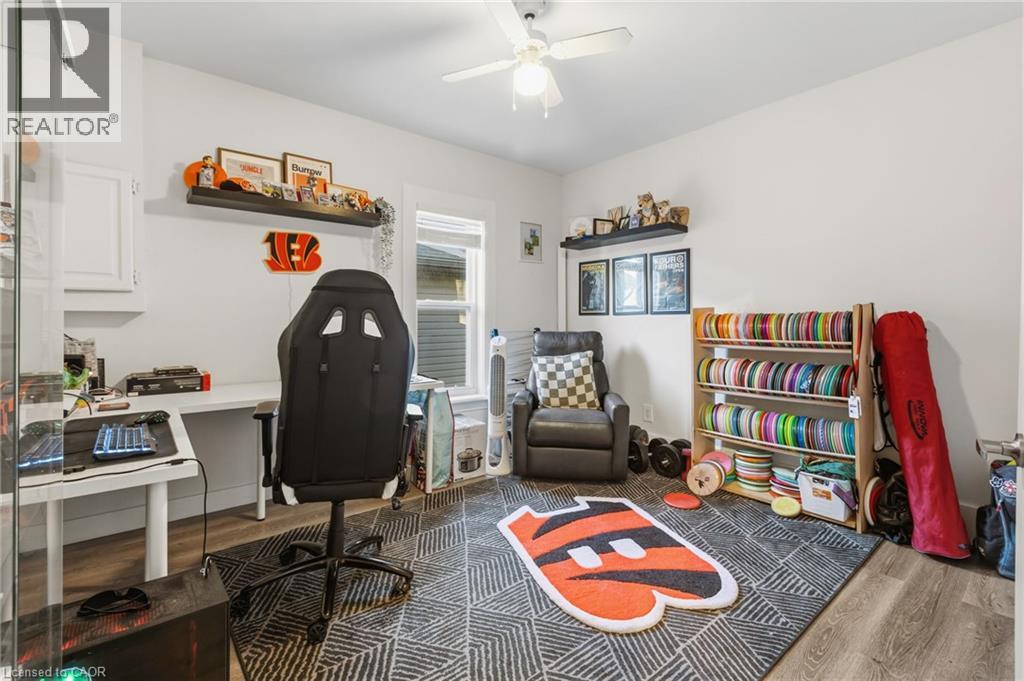 100 Queen Street W, Cambridge, Ontario  N3C 1G3 - Photo 33 - 40872185