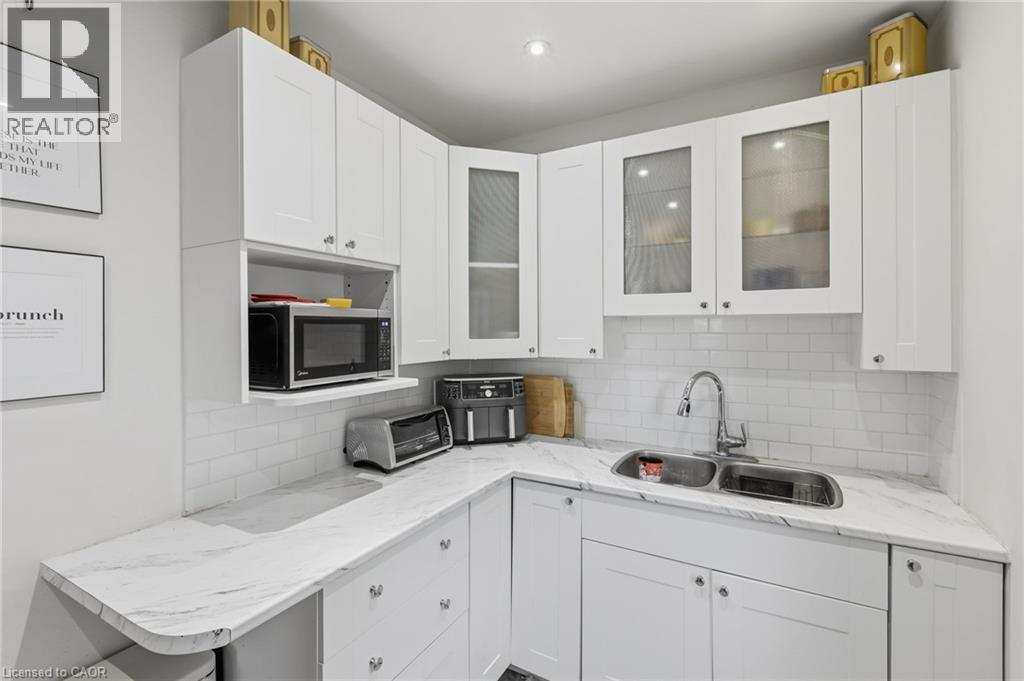 100 Queen Street W, Cambridge, Ontario  N3C 1G3 - Photo 43 - 40872185