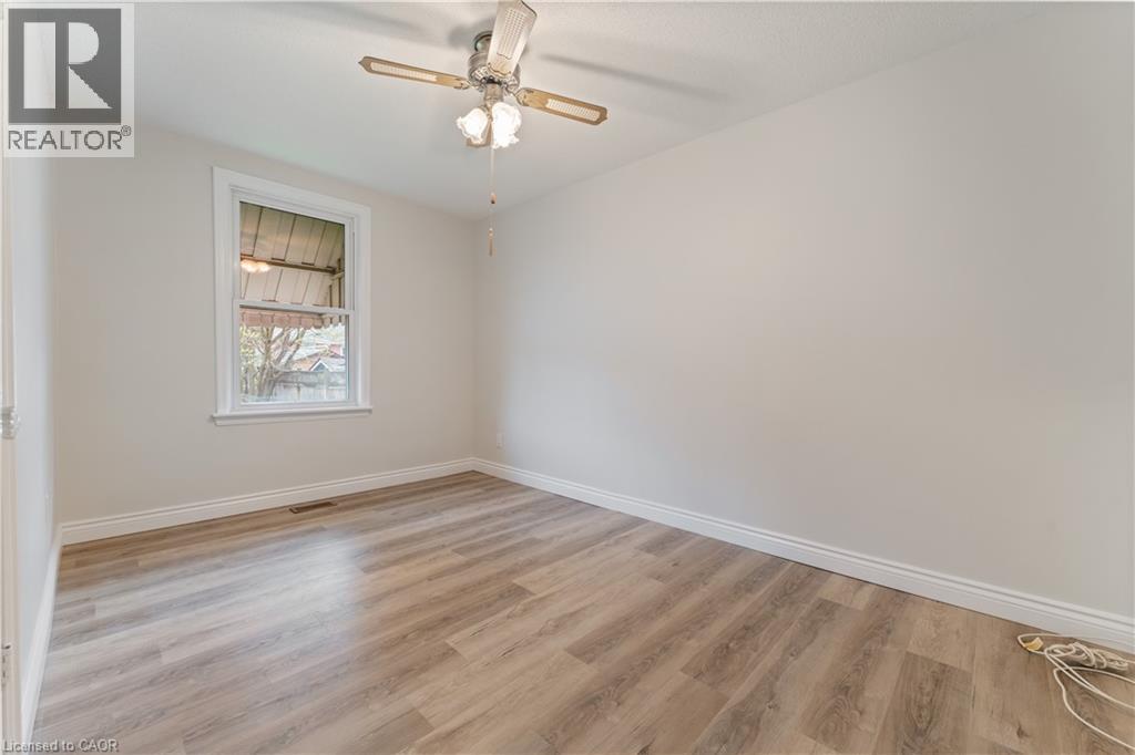 65 East 11th Street Unit# Main Floor, Hamilton, Ontario  L9A 3T3 - Photo 13 - 40871626