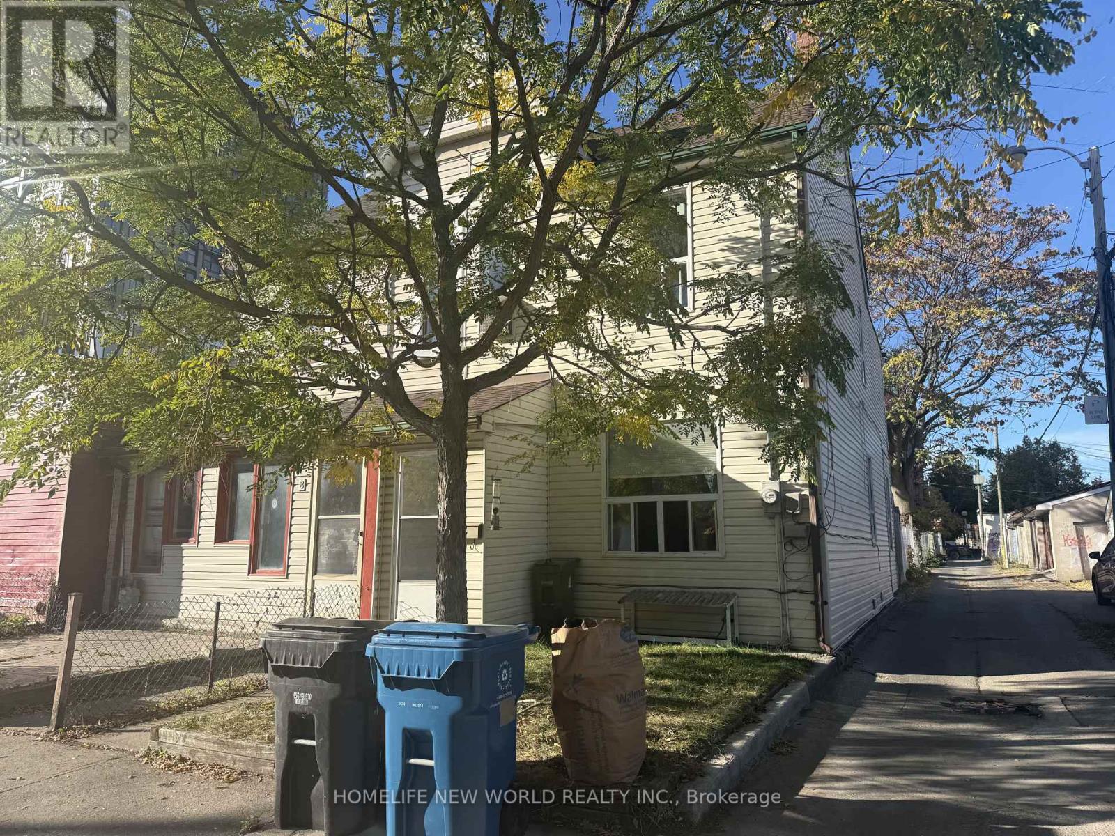 6 Dublin Street, Toronto, Ontario  M6H 1J3 - Photo 16 - C14111016