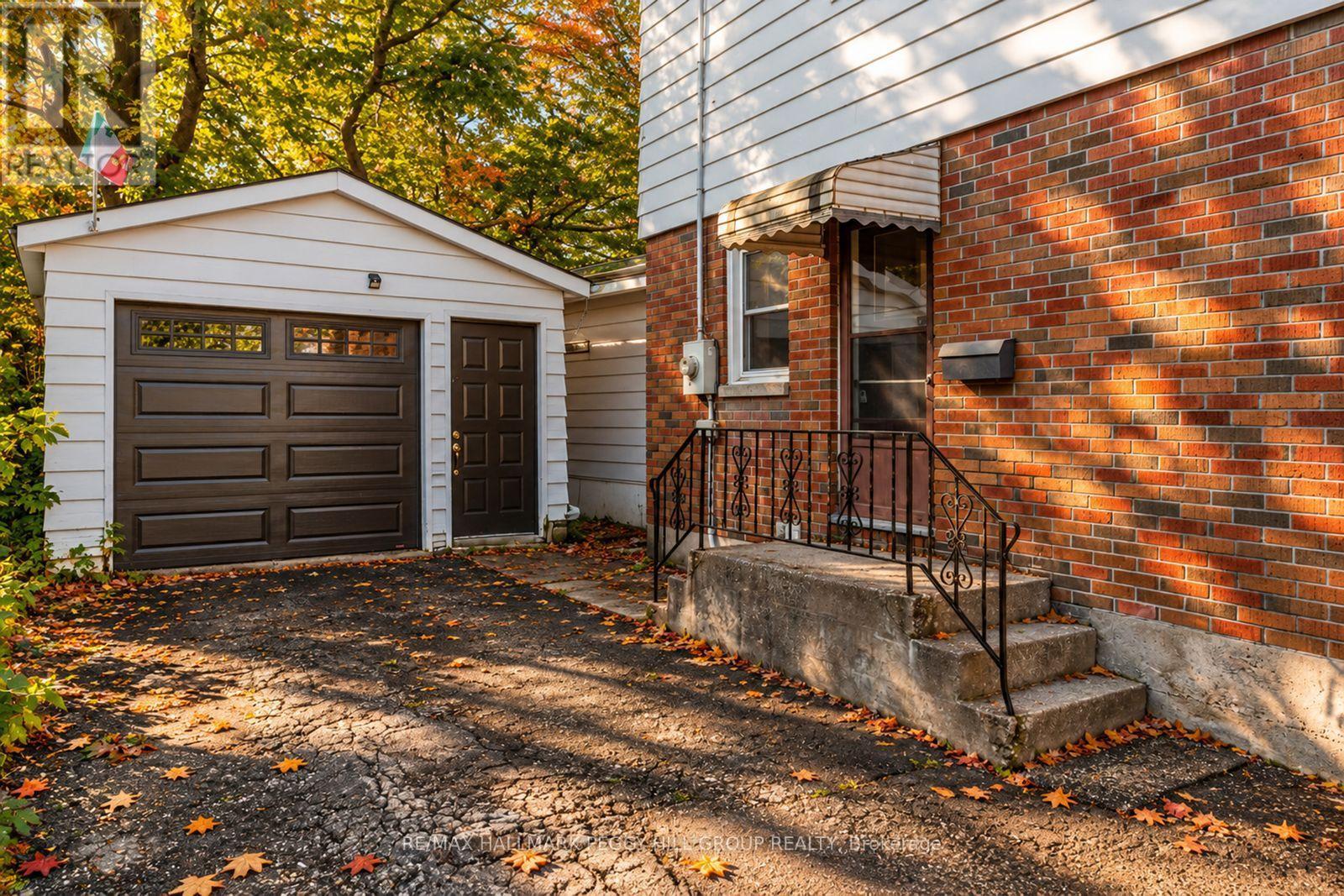 109 Codrington Street, Barrie, Ontario  L4M 1R8 - Photo 17 - S13864154