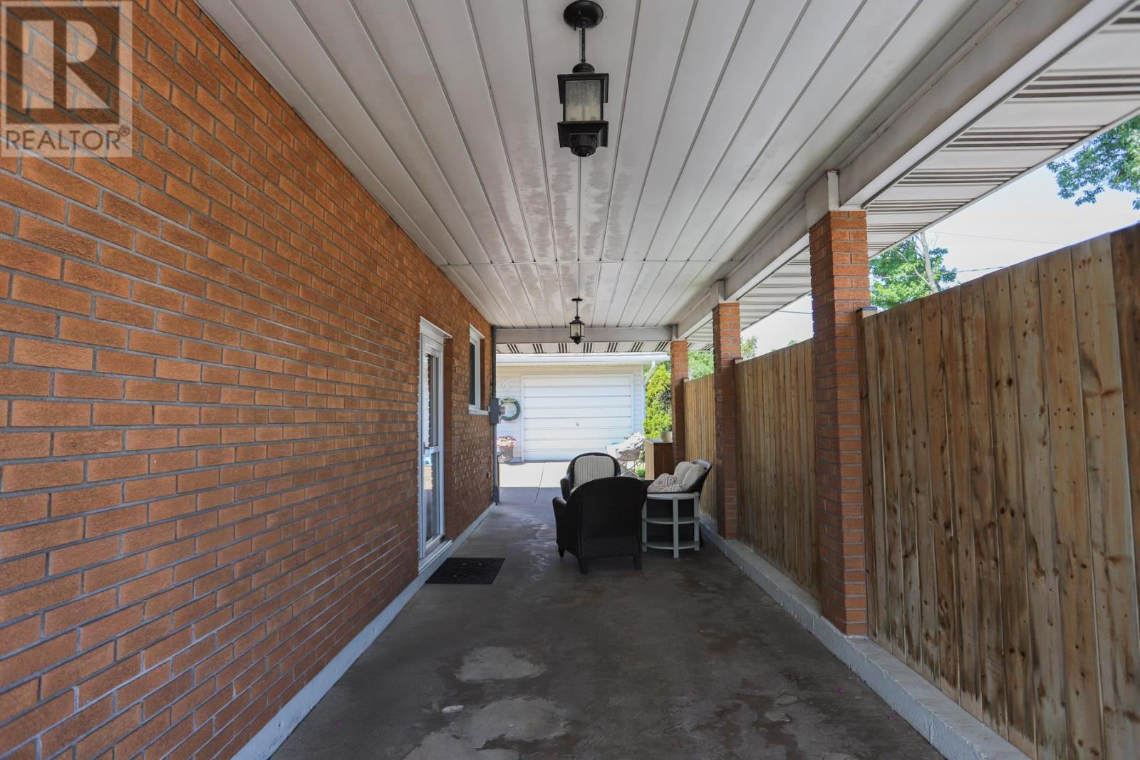451 Shannon Rd, Sault Ste. Marie, Ontario  P6A 4K9 - Photo 8 - SM262981