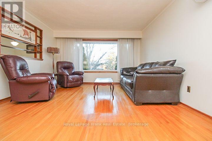 1293 Edmison Drive, Peterborough, Ontario  K9H 6V2 - Photo 4 - X14116232