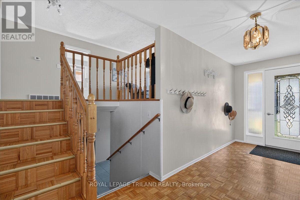 23 Milliner Street, Strathroy-Caradoc, Ontario  N7G 2Z3 - Photo 7 - X14116276