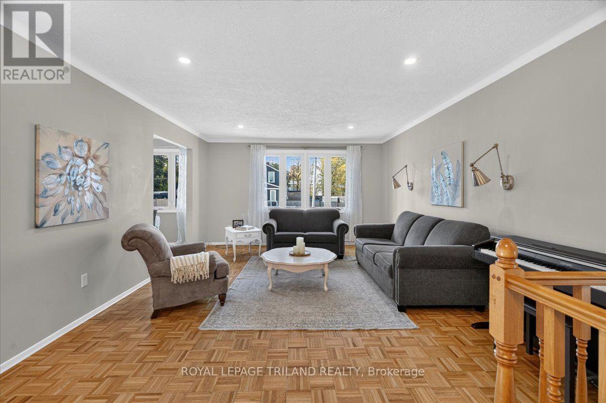 23 Milliner Street, Strathroy-Caradoc, Ontario  N7G 2Z3 - Photo 8 - X14116276