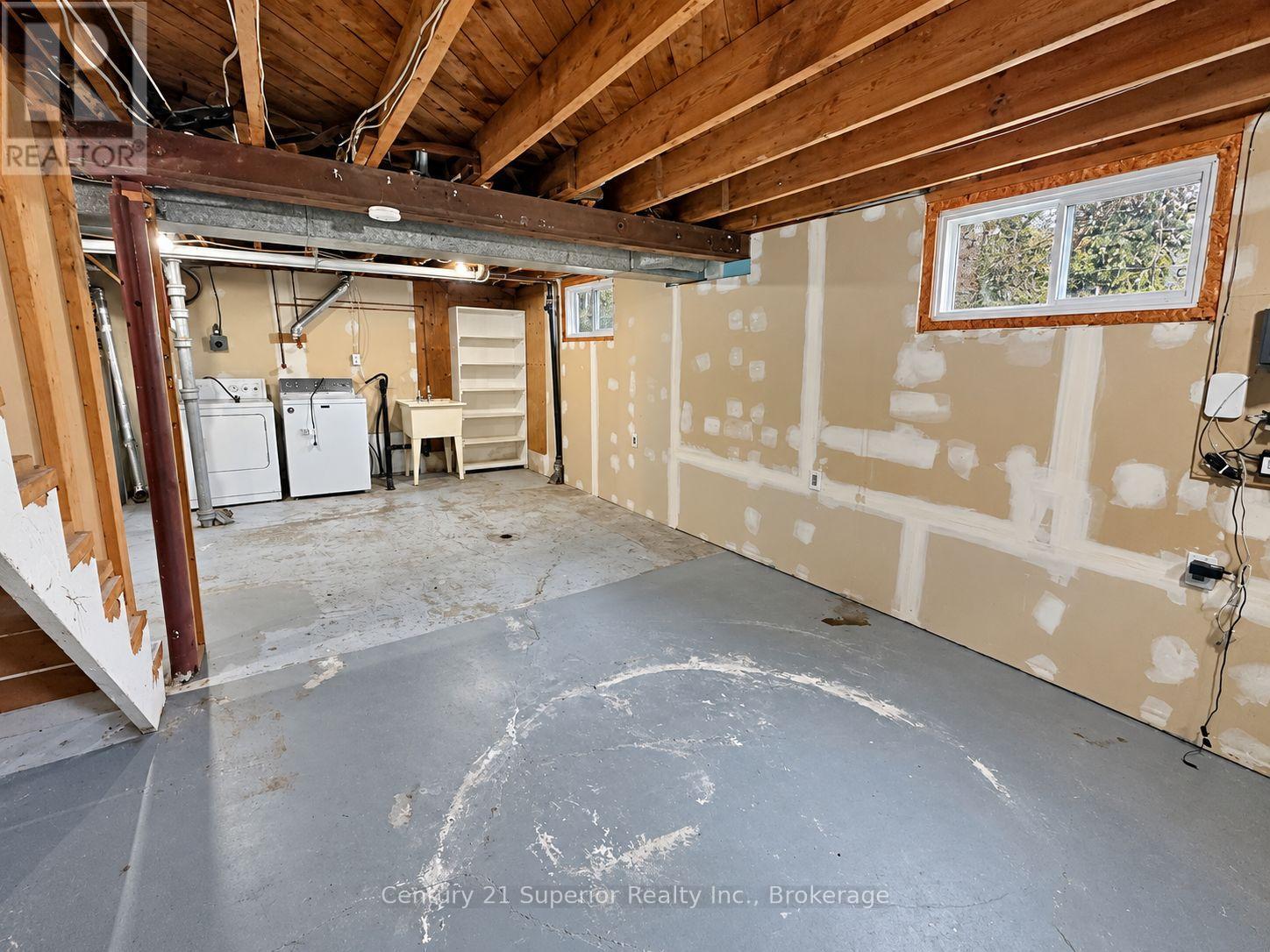 632 Vickers Street N, Thunder Bay, Ontario  P7C 4B7 - Photo 35 - X14116282