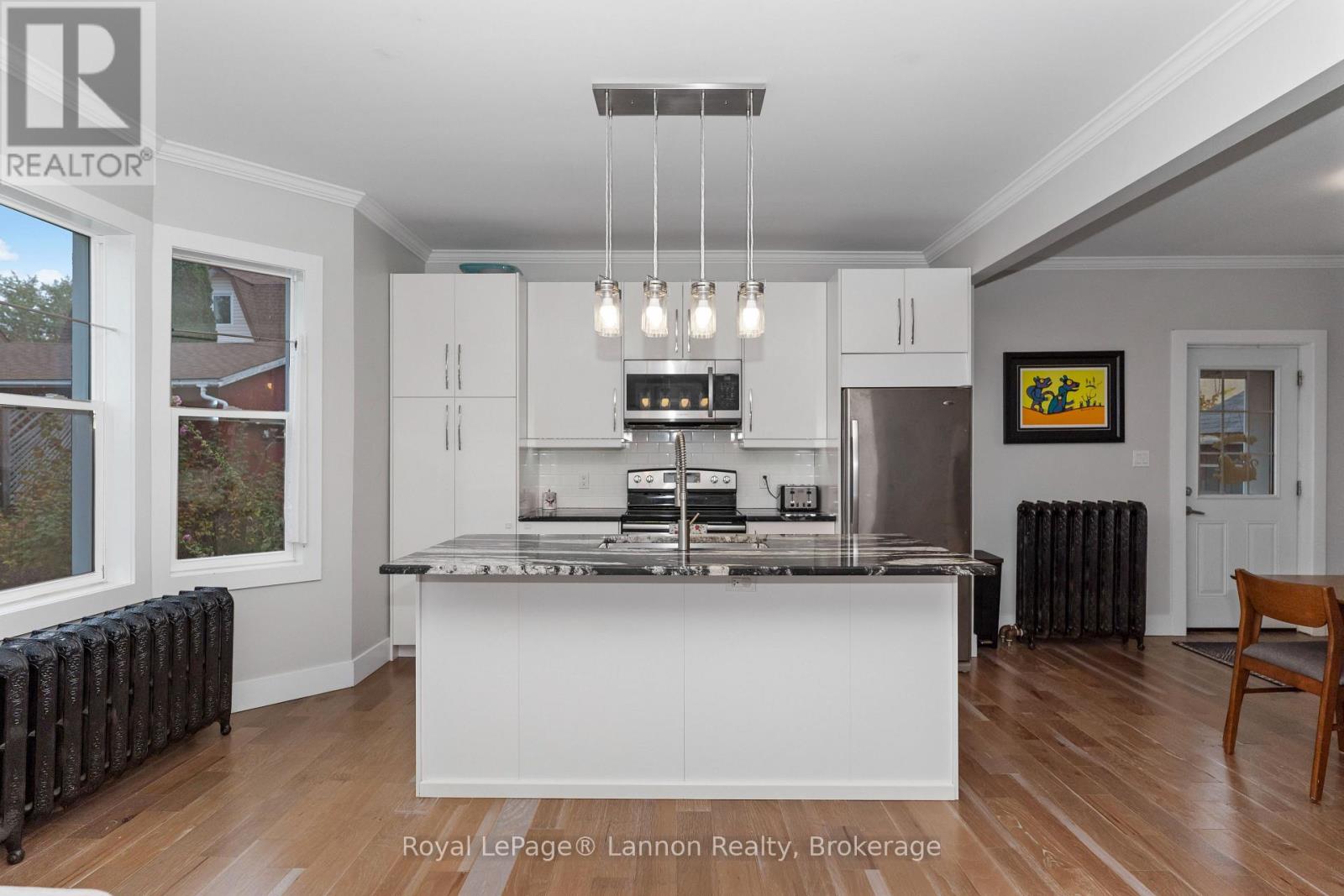 238 Algoma Street N, Thunder Bay, Ontario  P7A 5A4 - Photo 5 - X14116308