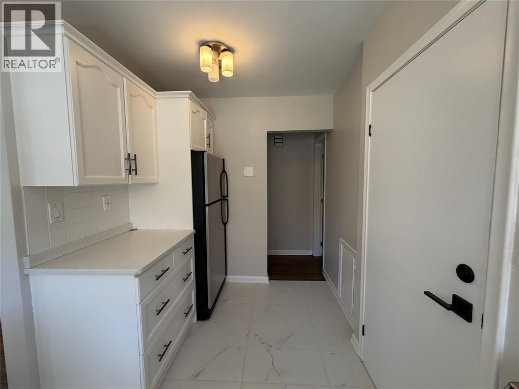 1282 Cathcart Boulevard Unit# A, Sarnia, Ontario  N7S 2H8 - Photo 9 - 26026219