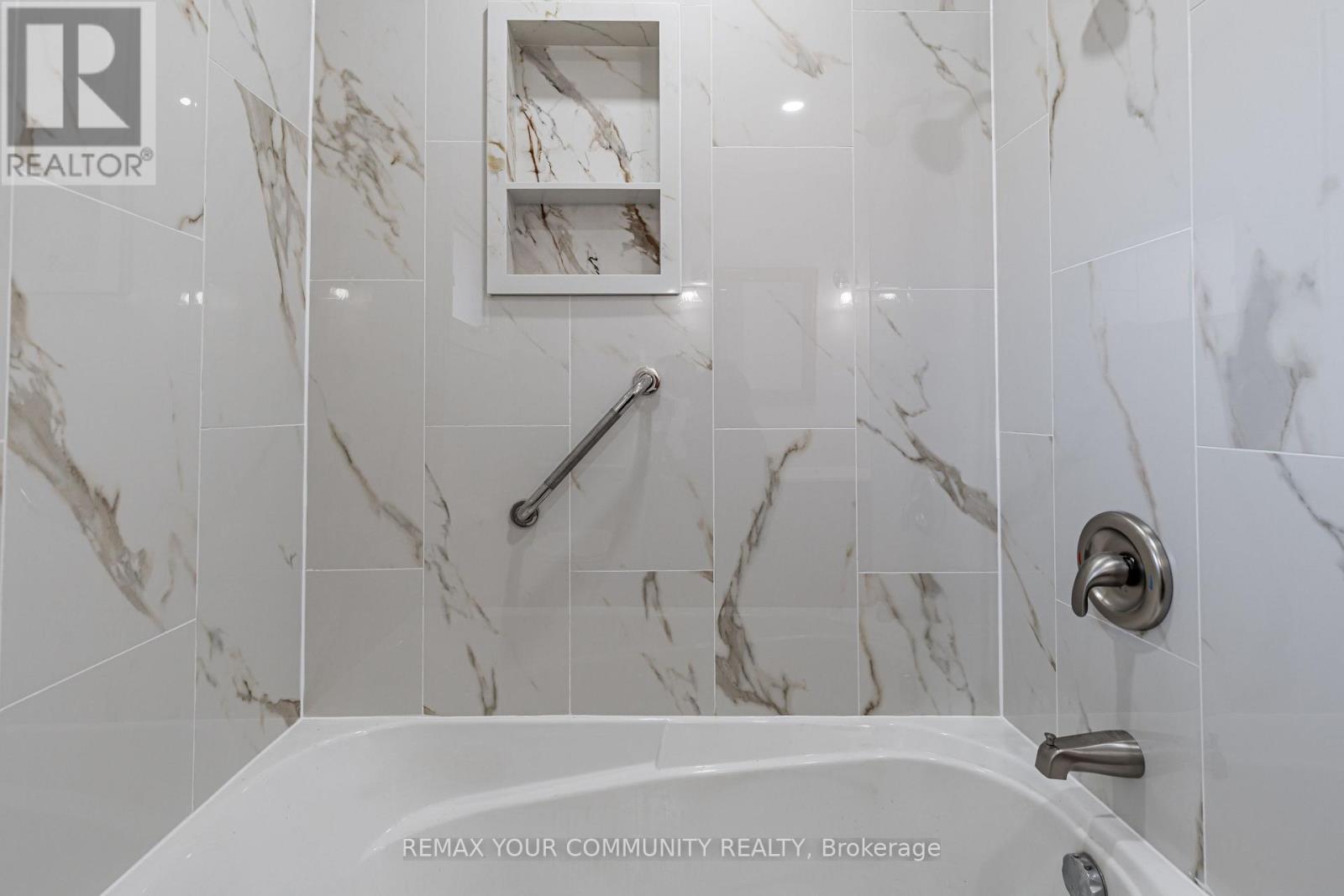 Main - 98 Wigmore Drive, Toronto, Ontario  M4A 2E8 - Photo 22 - C14112746