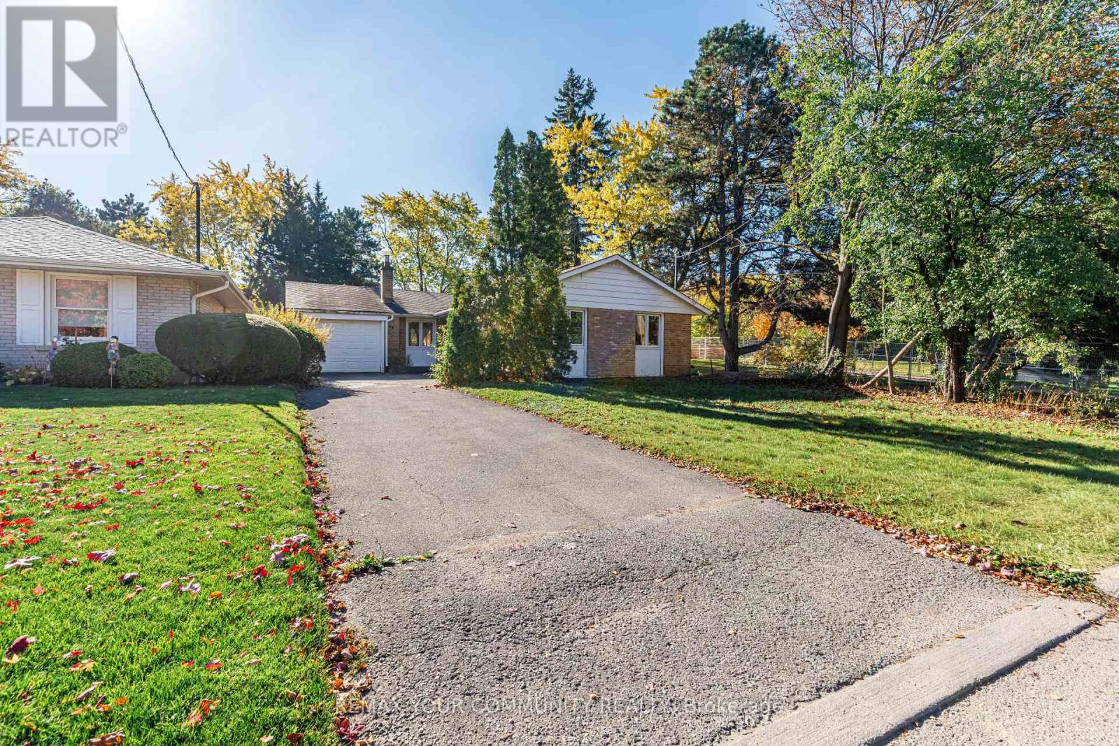 Main - 98 Wigmore Drive, Toronto, Ontario  M4A 2E8 - Photo 4 - C14112746