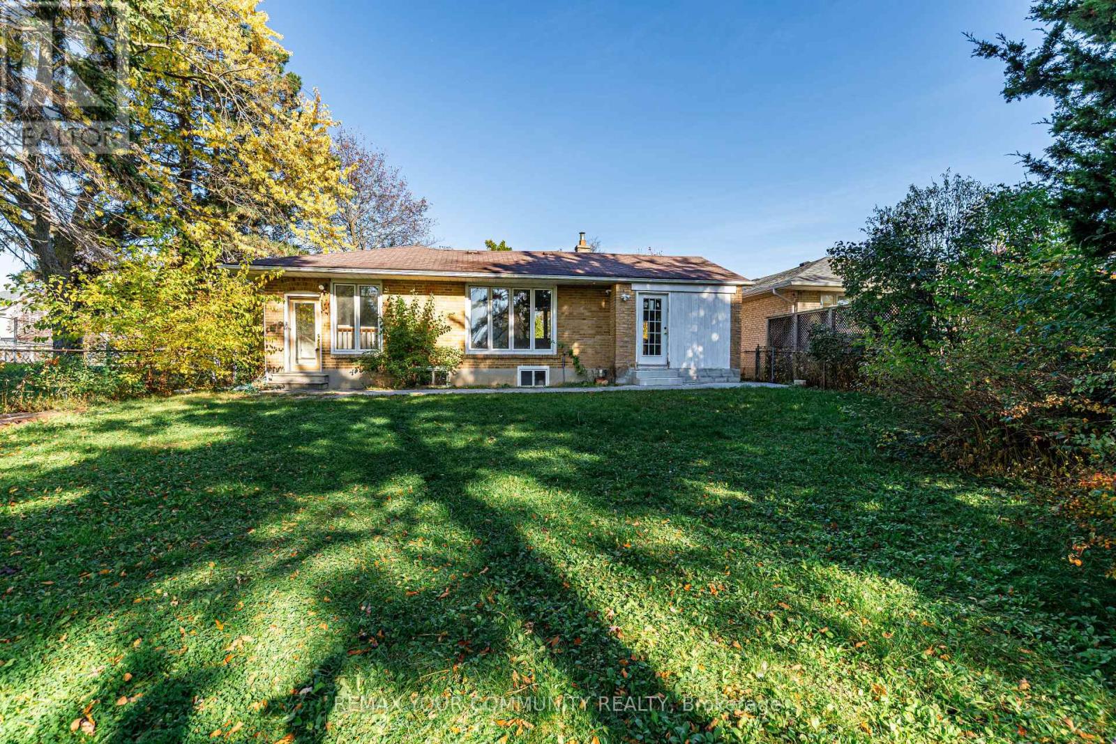 Main - 98 Wigmore Drive, Toronto, Ontario  M4A 2E8 - Photo 44 - C14112746