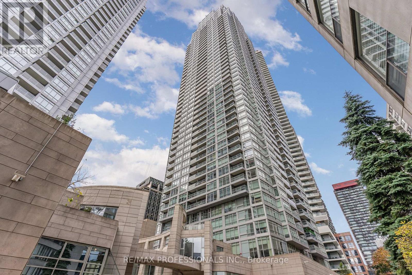 2901 - 2191 Yonge Street, Toronto, Ontario  M4S 3H8 - Photo 11 - C14116318