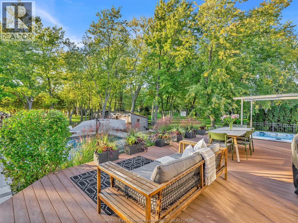427 East Ruscom River, Lakeshore, Ontario  N0R 1S0 - Photo 45 - 26026213
