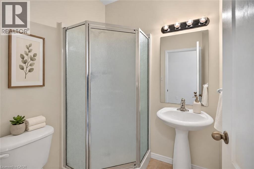 566 Southridge Drive Unit# 65, Hamilton, Ontario  L9C 7W5 - Photo 9 - 40872408