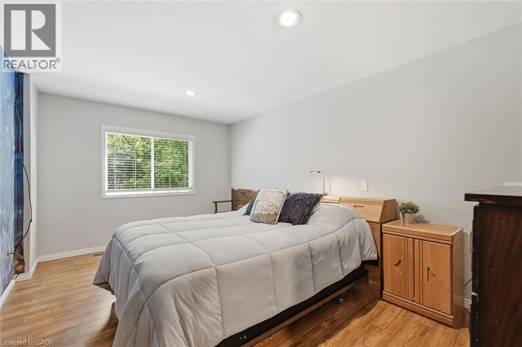 28 Rousseaux Street, Hamilton, Ontario  L9G 2W5 - Photo 35 - 40873865