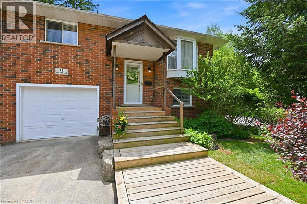 28 Rousseaux Street, Hamilton, Ontario  L9G 2W5 - Photo 5 - 40873865