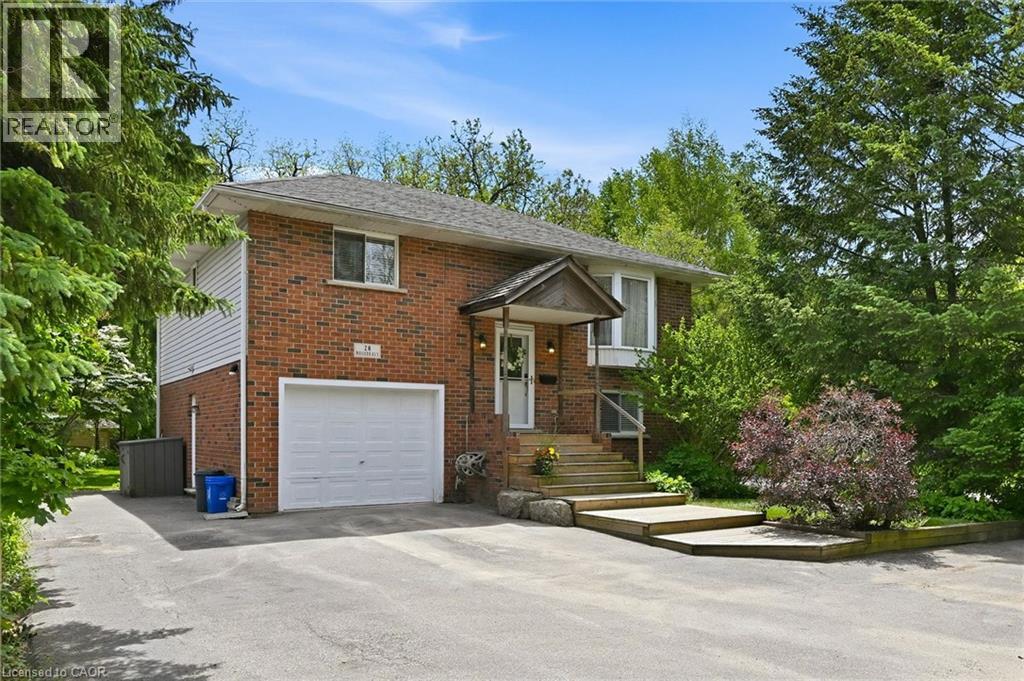 28 Rousseaux Street, Hamilton, Ontario  L9G 2W5 - Photo 2 - 40873865